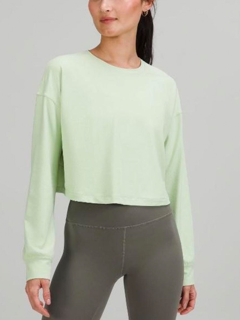 lululemon athletica Light Green Long-Sleeve Crew Top Relaxed Cut
